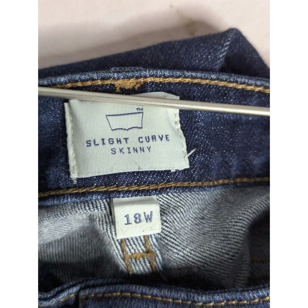 Levis San Francisco slight‎ curve skinny blue jeans womens 18W denim 5 pocket